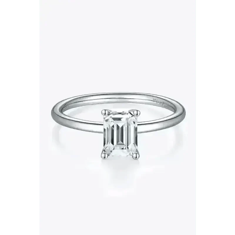 1 Carat Moissanite 925 Sterling Silver Solitaire Ring - Ayida Moissanite